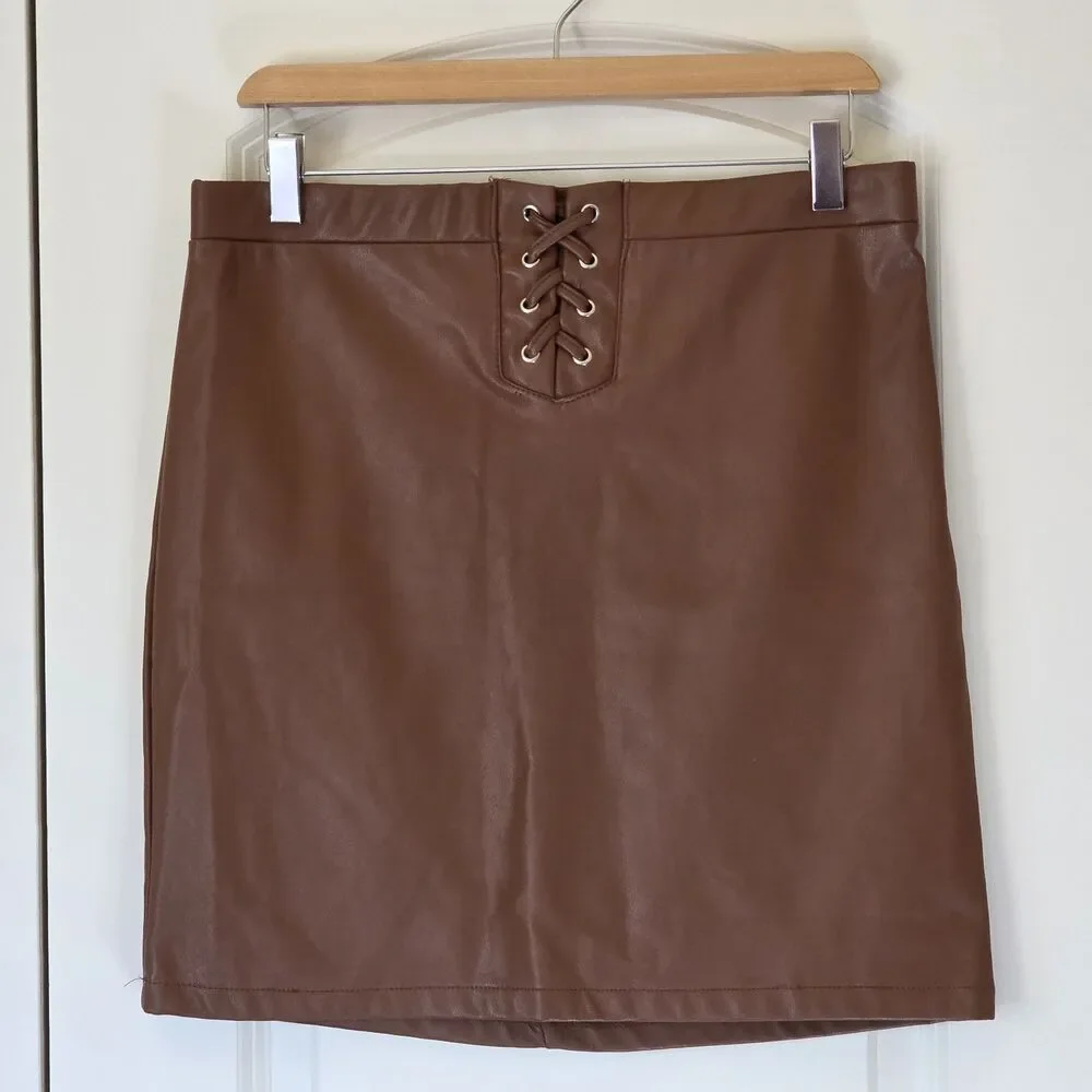 Y2K Haute Monde Brown Faux Leather Mini Skirt Lace Up Front Women Size L  NWT